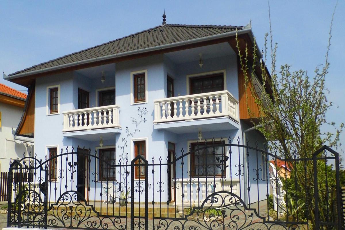 Levendula Apartman Zalakaros Exterior foto